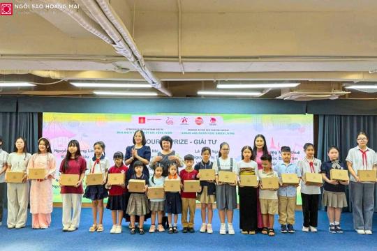 TỰ HÀO HỌC SINH NGÔI SAO HOÀNG MAI: PHẠM MINH AN LỚP 1A2 ĐẠT GIẢI TƯ CUỘC THI "ĐAN MẠCH TRONG MẮT EM"