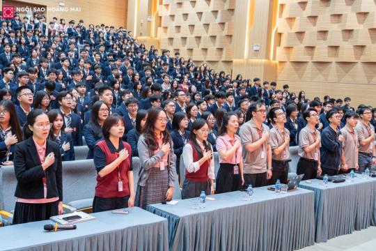 SINH HOẠT DƯỚI CỜ THÁNG 11 CẤP THPT: LỜI TRI ÂN GÕ CỬA, LAN TỎA YÊU THƯƠNG