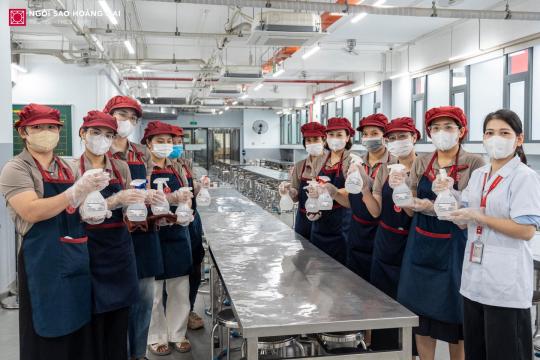 TRƯỜNG NGÔI SAO HOÀNG MAI TĂNG CƯỜNG CÁC BIỆN PHÁP PHÒNG CHỐNG DỊCH CÚM MÙA